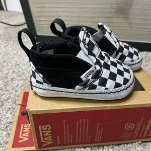 Infant Checkered board slip on Vans